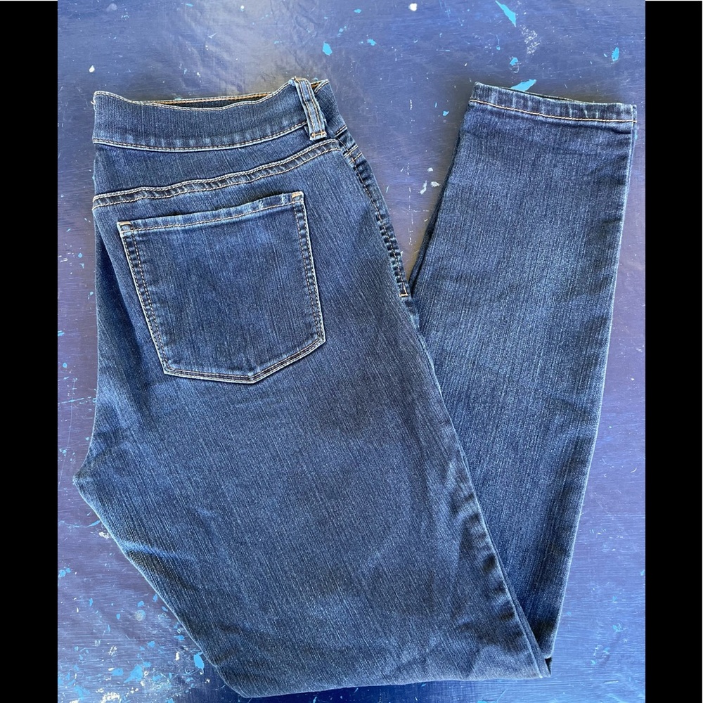 White House Black Market Jeans Skinny Leg Blue Women’s Sz S 32” Waist EUC